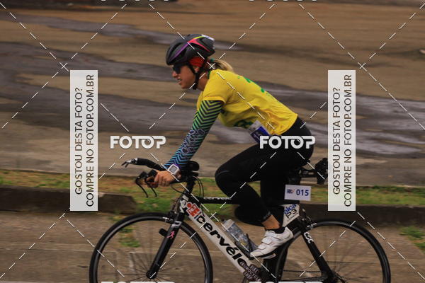 Buy your photos of the eventVSERIES Duathlon & Running on Fotop