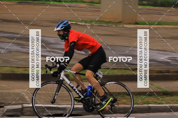 Buy your photos of the eventVSERIES Duathlon & Running on Fotop