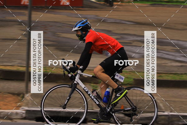 Buy your photos of the eventVSERIES Duathlon & Running on Fotop