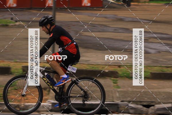 Buy your photos of the eventVSERIES Duathlon & Running on Fotop