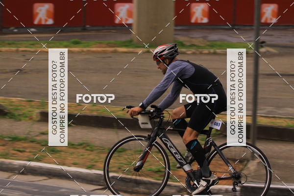 Buy your photos of the eventVSERIES Duathlon & Running on Fotop