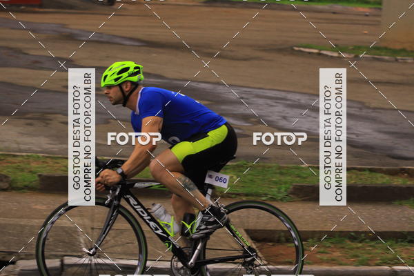 Buy your photos of the eventVSERIES Duathlon & Running on Fotop