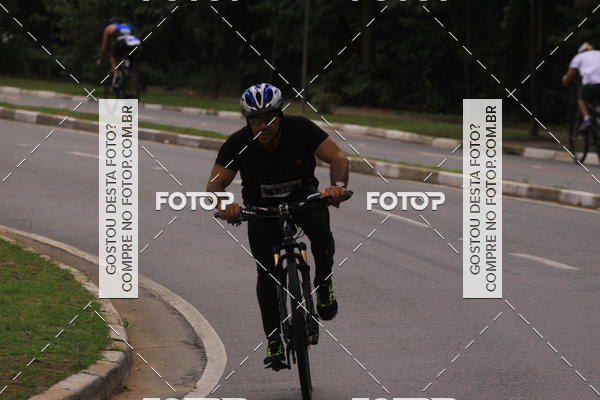 Buy your photos of the eventVSERIES Duathlon & Running on Fotop