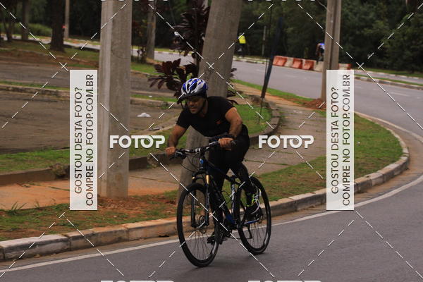 Buy your photos of the eventVSERIES Duathlon & Running on Fotop