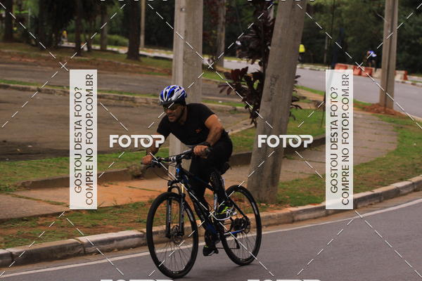 Buy your photos of the eventVSERIES Duathlon & Running on Fotop