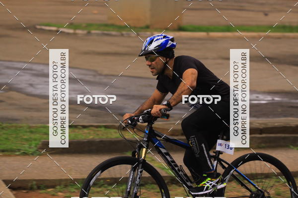 Buy your photos of the eventVSERIES Duathlon & Running on Fotop