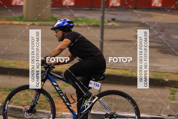 Buy your photos of the eventVSERIES Duathlon & Running on Fotop