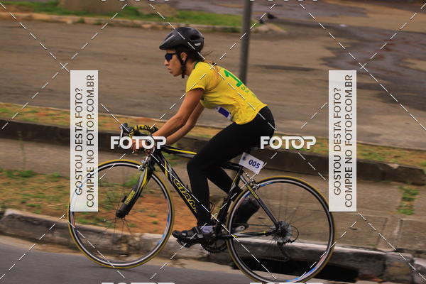 Buy your photos of the eventVSERIES Duathlon & Running on Fotop