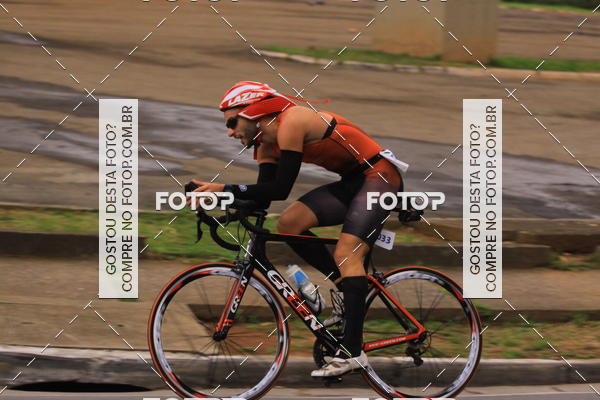Buy your photos of the eventVSERIES Duathlon & Running on Fotop