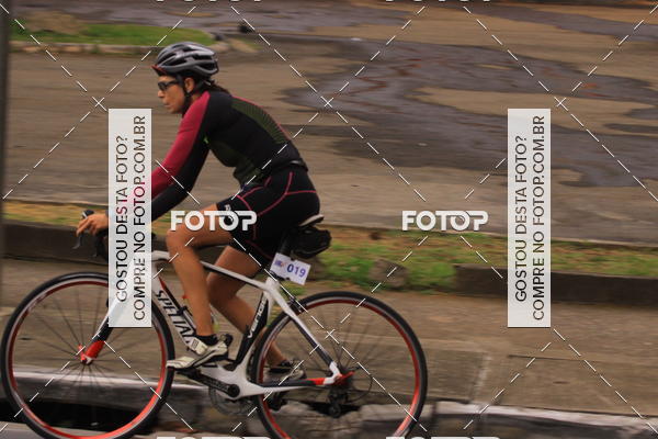 Buy your photos of the eventVSERIES Duathlon & Running on Fotop