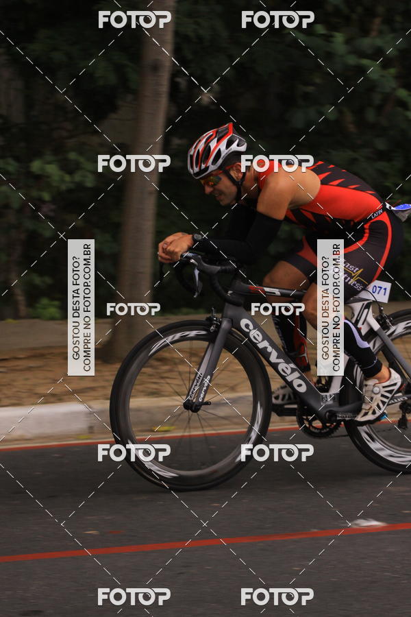 Buy your photos of the eventVSERIES Duathlon & Running on Fotop