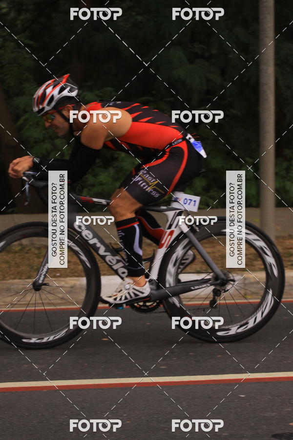 Buy your photos of the eventVSERIES Duathlon & Running on Fotop