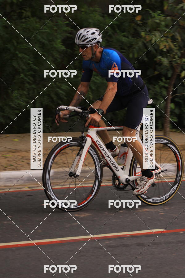 Buy your photos of the eventVSERIES Duathlon & Running on Fotop