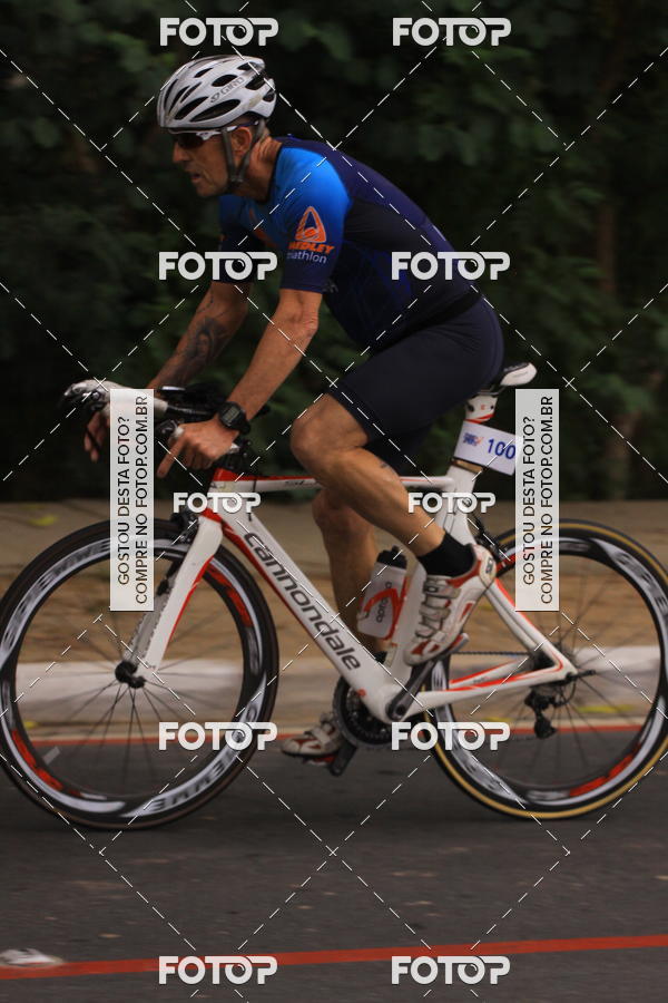 Buy your photos of the eventVSERIES Duathlon & Running on Fotop