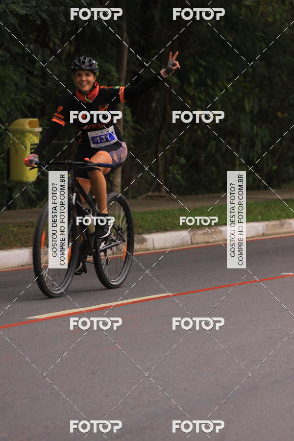 Buy your photos of the eventVSERIES Duathlon & Running on Fotop