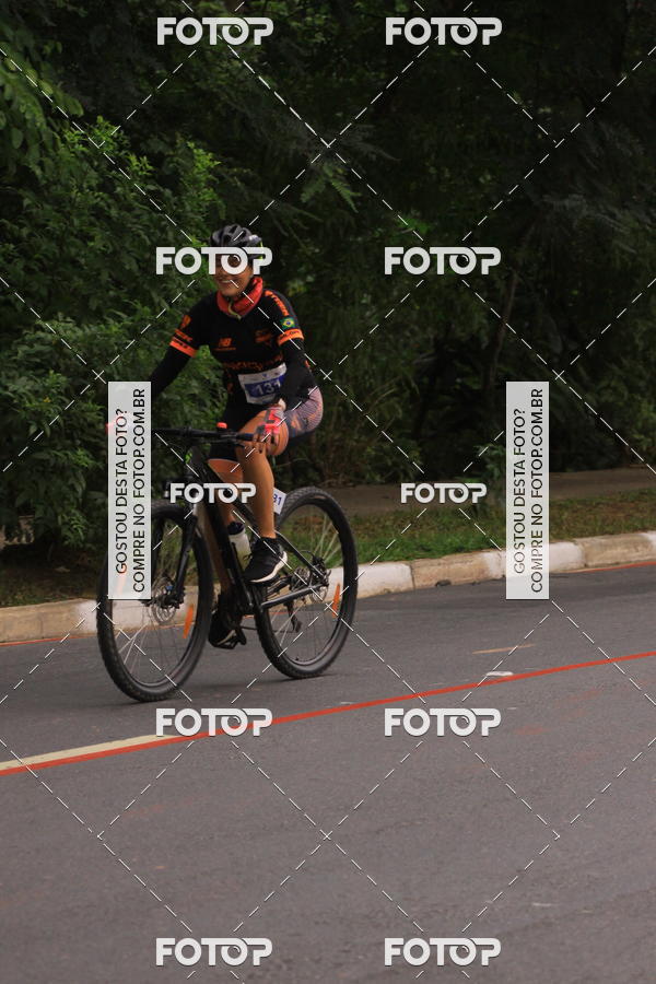 Buy your photos of the eventVSERIES Duathlon & Running on Fotop