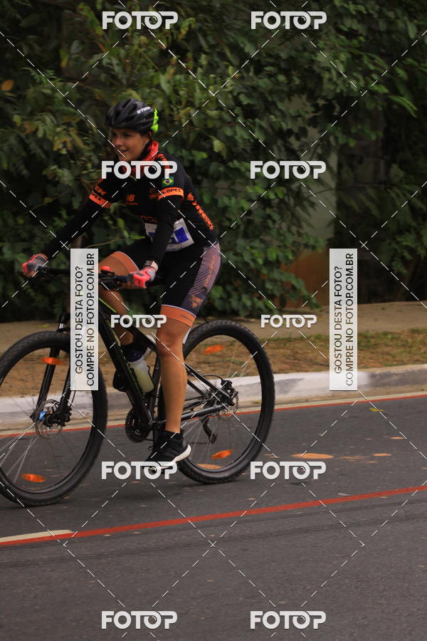 Buy your photos of the eventVSERIES Duathlon & Running on Fotop