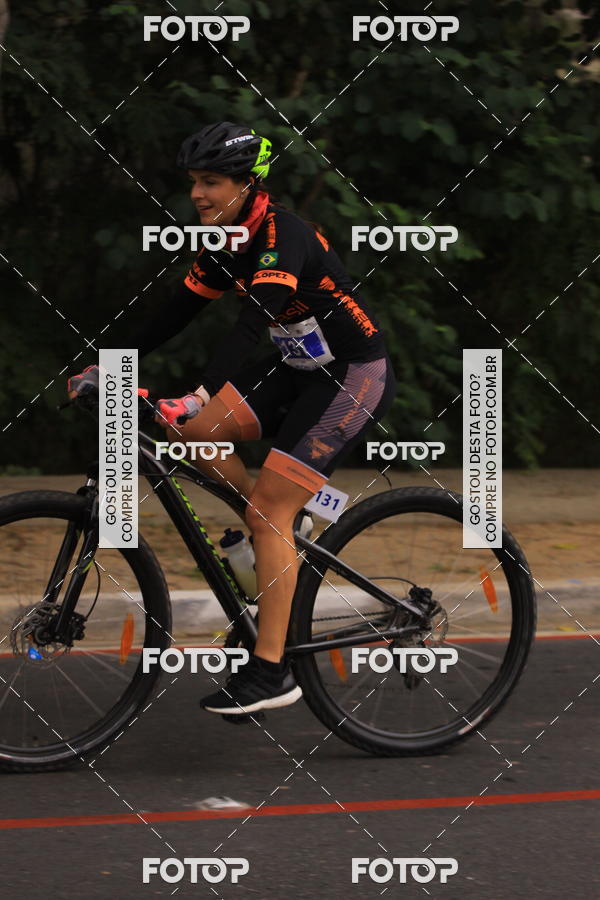 Buy your photos of the eventVSERIES Duathlon & Running on Fotop