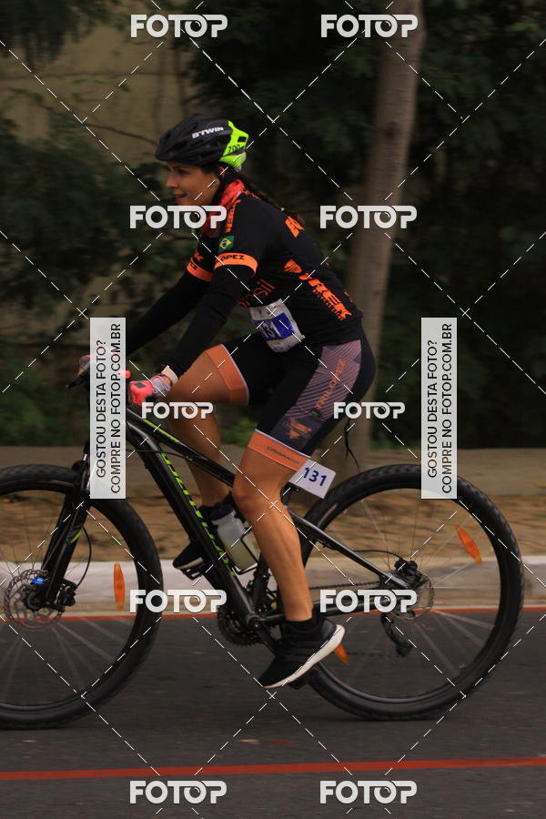 Buy your photos of the eventVSERIES Duathlon & Running on Fotop