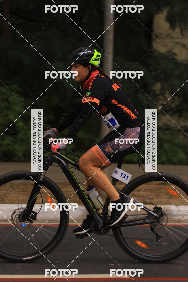 Buy your photos of the eventVSERIES Duathlon & Running on Fotop