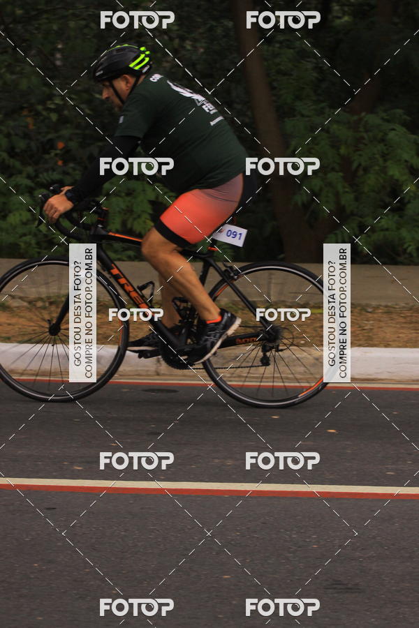 Buy your photos of the eventVSERIES Duathlon & Running on Fotop