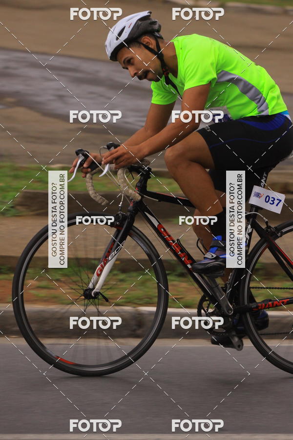 Buy your photos of the eventVSERIES Duathlon & Running on Fotop