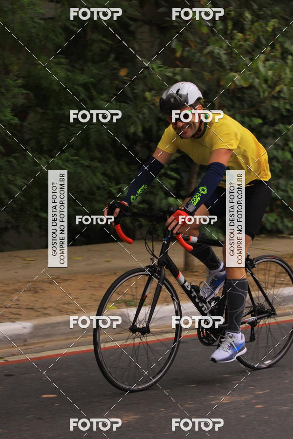 Buy your photos of the eventVSERIES Duathlon & Running on Fotop