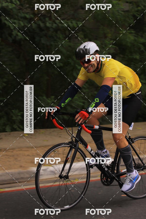 Buy your photos of the eventVSERIES Duathlon & Running on Fotop