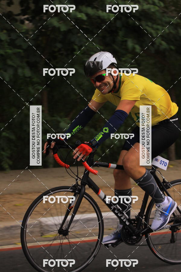 Buy your photos of the eventVSERIES Duathlon & Running on Fotop