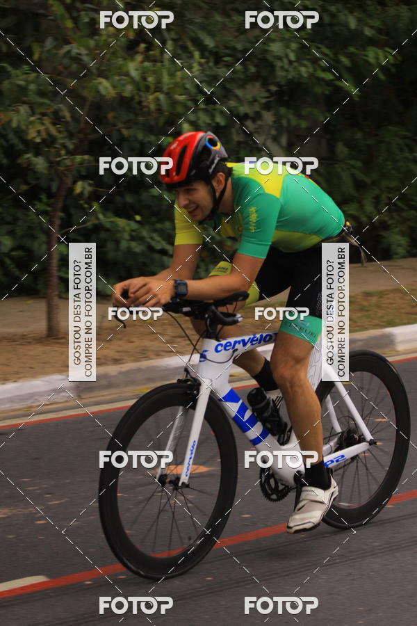 Buy your photos of the eventVSERIES Duathlon & Running on Fotop
