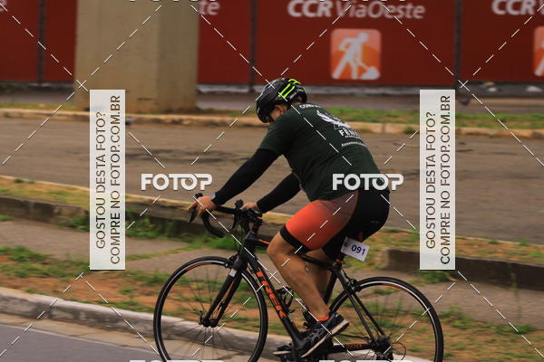 Buy your photos of the eventVSERIES Duathlon & Running on Fotop