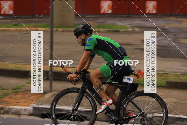 Buy your photos of the eventVSERIES Duathlon & Running on Fotop