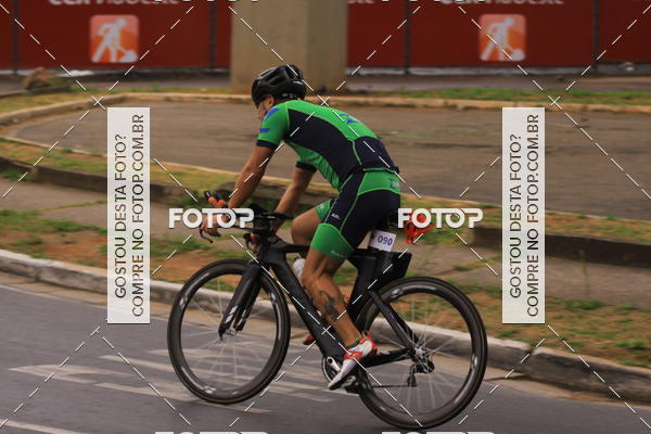 Buy your photos of the eventVSERIES Duathlon & Running on Fotop
