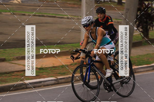 Buy your photos of the eventVSERIES Duathlon & Running on Fotop