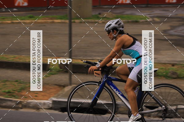 Buy your photos of the eventVSERIES Duathlon & Running on Fotop