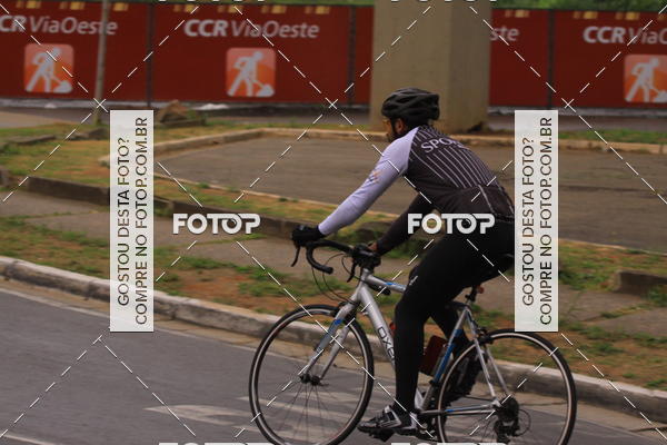 Buy your photos of the eventVSERIES Duathlon & Running on Fotop