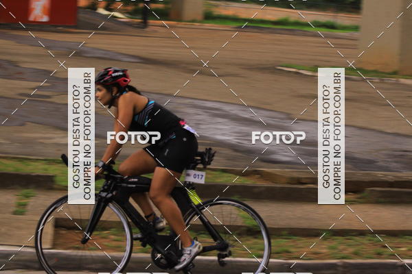 Buy your photos of the eventVSERIES Duathlon & Running on Fotop