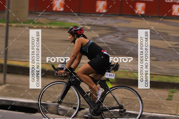 Buy your photos of the eventVSERIES Duathlon & Running on Fotop