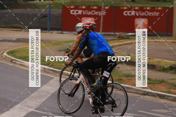 Buy your photos of the eventVSERIES Duathlon & Running on Fotop