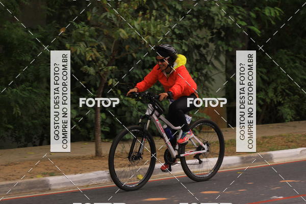 Buy your photos of the eventVSERIES Duathlon & Running on Fotop