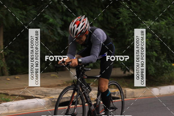 Buy your photos of the eventVSERIES Duathlon & Running on Fotop