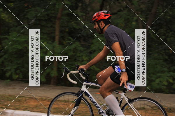 Buy your photos of the eventVSERIES Duathlon & Running on Fotop