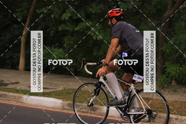 Buy your photos of the eventVSERIES Duathlon & Running on Fotop