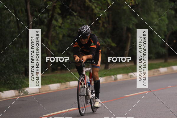 Buy your photos of the eventVSERIES Duathlon & Running on Fotop