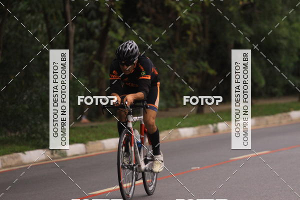 Buy your photos of the eventVSERIES Duathlon & Running on Fotop