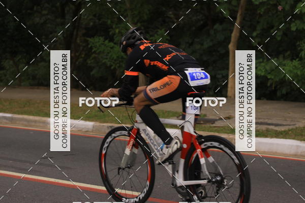 Buy your photos of the eventVSERIES Duathlon & Running on Fotop