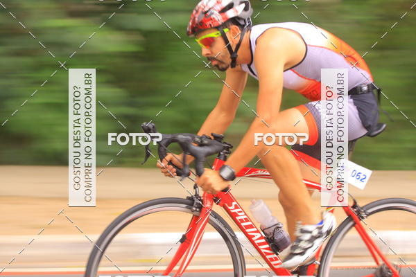 Buy your photos of the eventVSERIES Duathlon & Running on Fotop