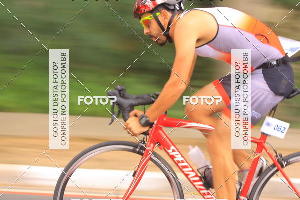 Buy your photos of the eventVSERIES Duathlon & Running on Fotop