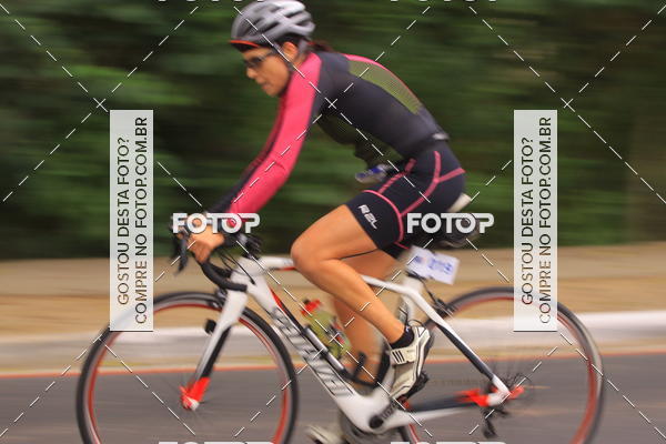 Buy your photos of the eventVSERIES Duathlon & Running on Fotop