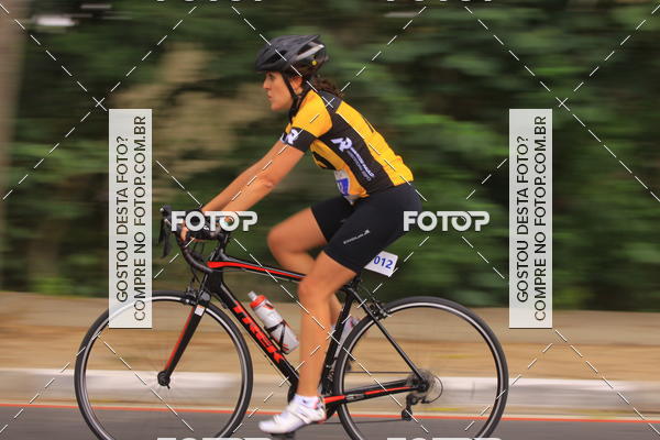 Buy your photos of the eventVSERIES Duathlon & Running on Fotop